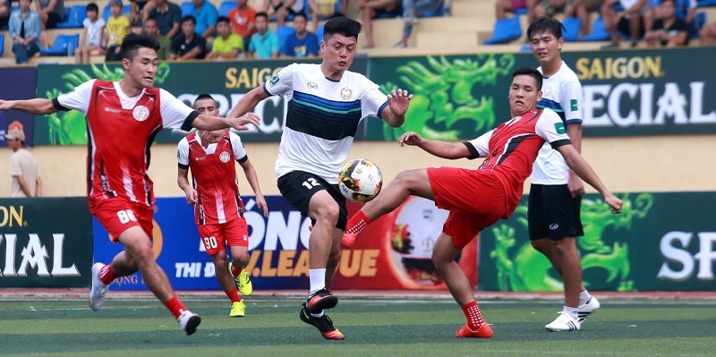 net-dep-cua-bong-da-phui